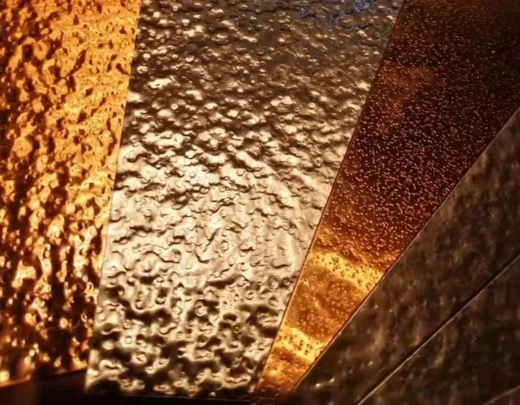 Plaquettes de tôle en acier inoxydable en métal martelé pour revêtement mural ou plafond 5